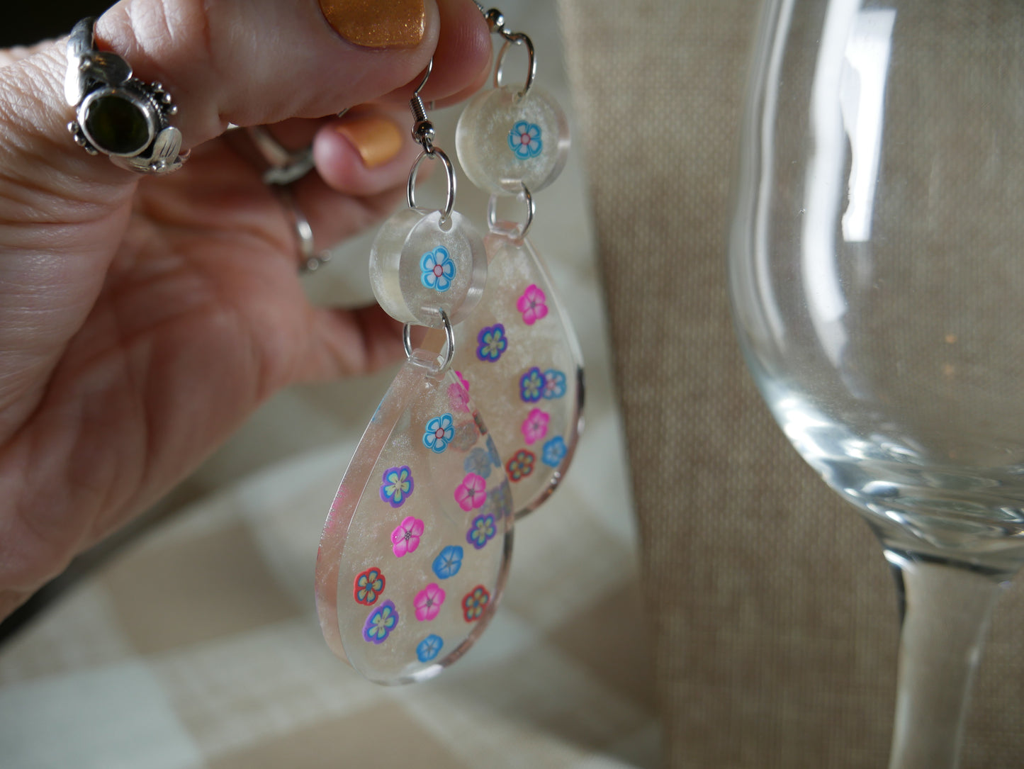 Resin Flower Daisy Teardrop Shaped Earrings