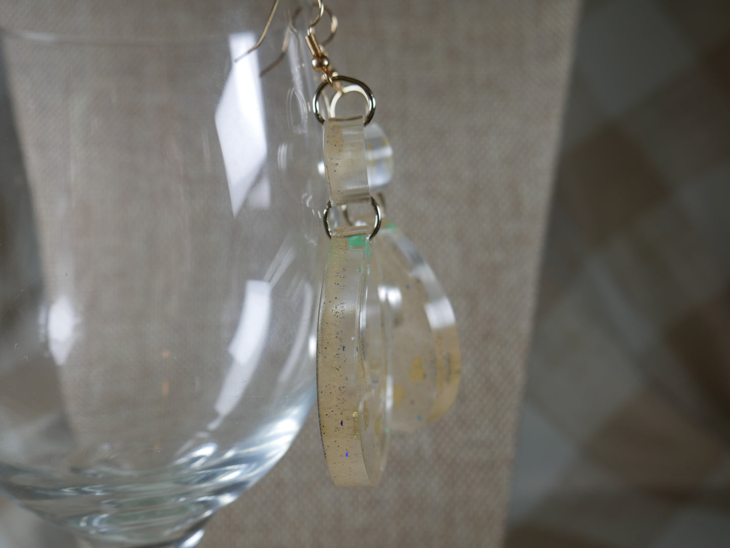 Resin Gold Heart Teardrop Earrings