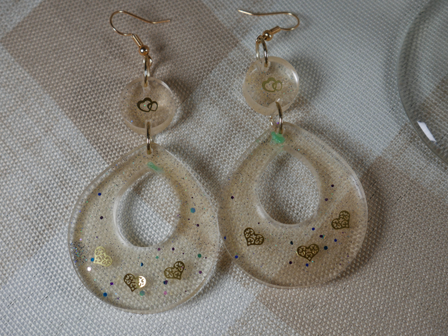 Resin Gold Heart Teardrop Earrings