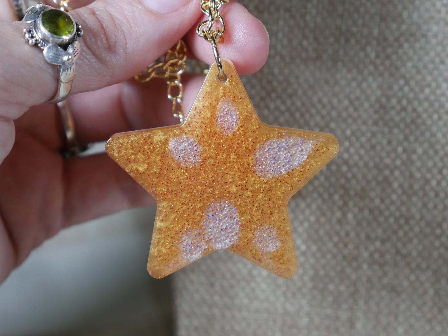 Resin Gold and Silver Star Pendant Necklace