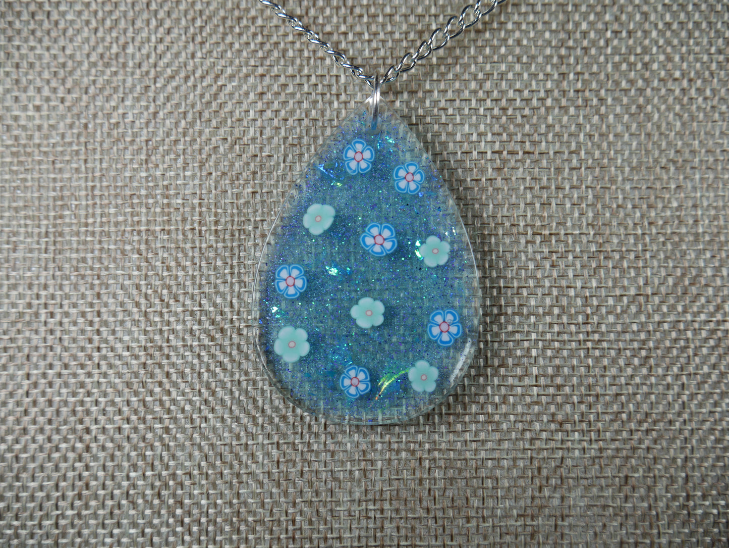 Resin Blue Flower Pendant Necklace