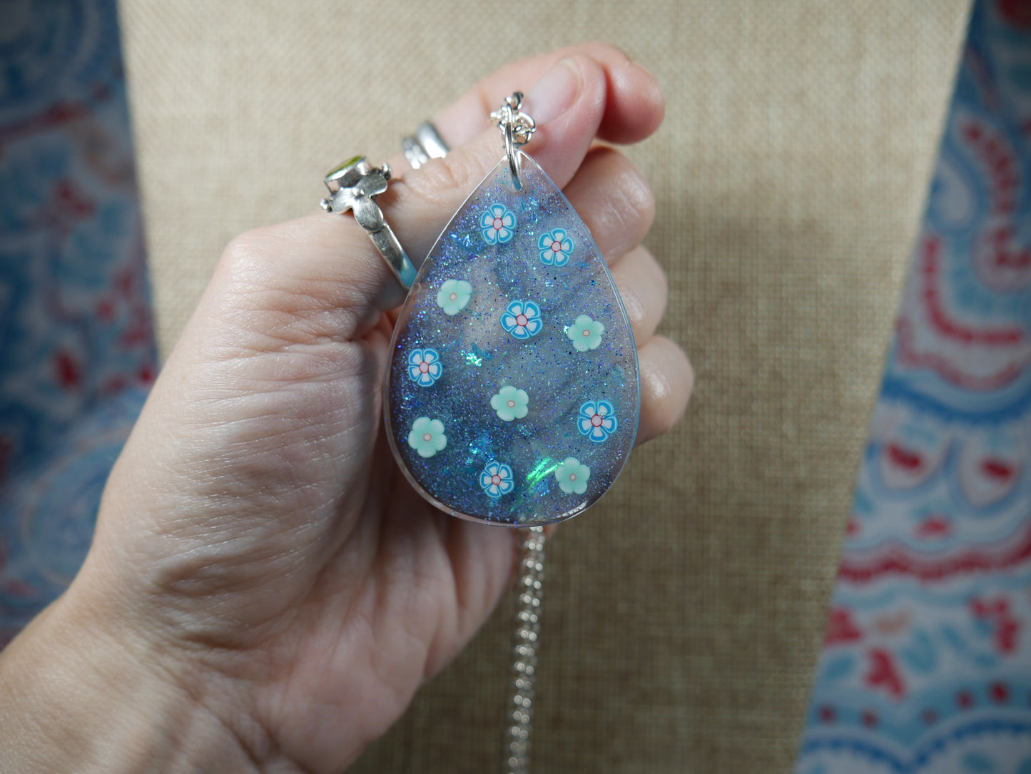 Resin Blue Flower Pendant Necklace